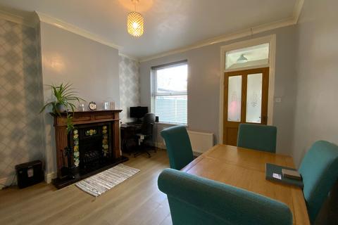 2 bedroom terraced house for sale, Halesowen Road, Cradley Heath B64