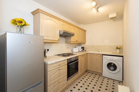 2/6 Rodney Place, EH7 4FR