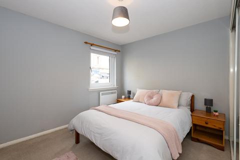 2/6 Rodney Place, EH7 4FR
