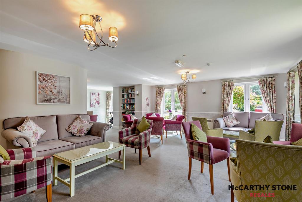 Homeowners Lounge