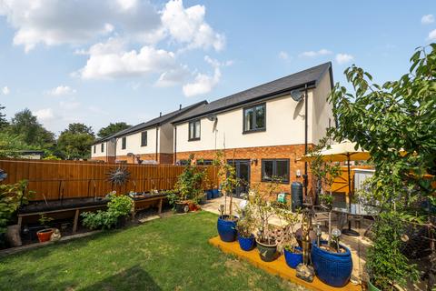 2 bedroom semi-detached house for sale, Festival Way, Gloucestershire GL50