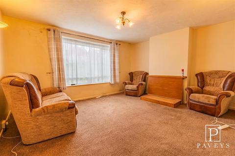 6 Hamford Close, Walton On The Naze, CO14 8JD