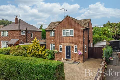 Roxwell Road, Chelmsford, CM1