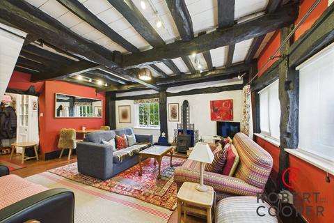 undefined, Eastcote High Road, Pinner, Middlesex, HA5