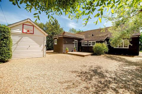 4 bedroom bungalow for sale, Swifts Green, Smarden, TN27