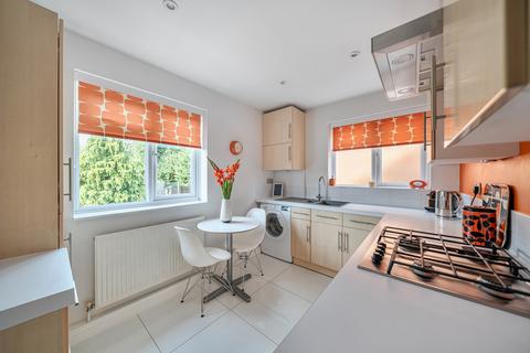 33 Dollis Crescent, Ruislip, HA4 9SN