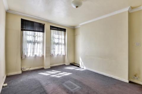 1 bedroom flat for sale, Beaumont Avenue, W14