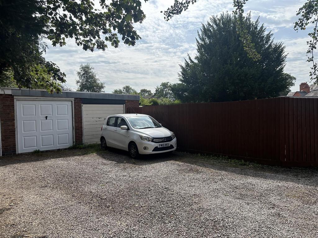 2 Garages &amp; Parking