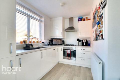 7 Embleton Lane, Castle Hill, Swanscombe, DA10 1BX