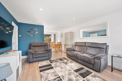3 bedroom semi-detached house for sale, Lindley Road, Walton-on-Thames, KT12