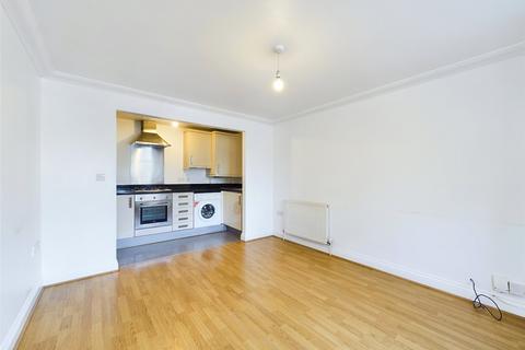 1 bedroom flat to rent, Beresford Road, Walthamstow, London E17