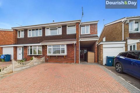 4 bedroom semi-detached house for sale, Spinneyfields, Stafford ST17