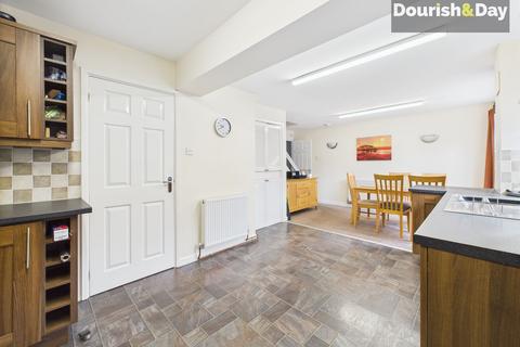 4 bedroom semi-detached house for sale, Spinneyfields, Stafford ST17