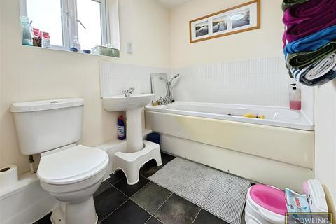 2 bedroom apartment for sale, Hobart Close, Chelmsford