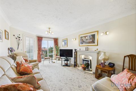 undefined, Clifton Drive South,  Lytham St. Annes, FY8