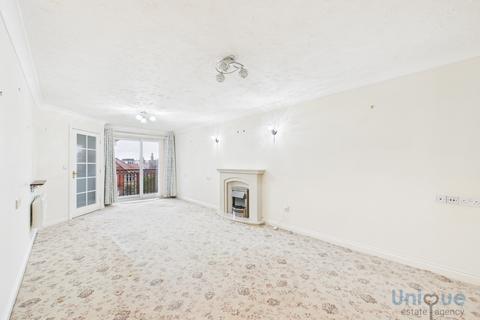 2 bedroom apartment for sale, Clifton Drive South,  Lytham St. Annes, FY8