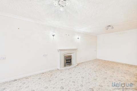 2 bedroom apartment for sale, Hardaker Court, 319-323 Clifton Drive South, Lytham St. Annes, FY8