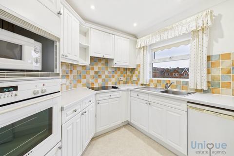 2 bedroom apartment for sale, Hardaker Court, 319-323 Clifton Drive South, Lytham St. Annes, FY8