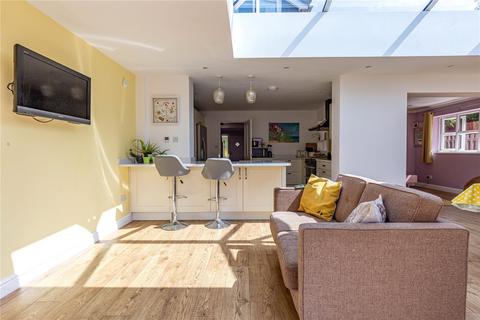 262a Badminton Road, Coalpit Heath, Bristol, BS36 2QW