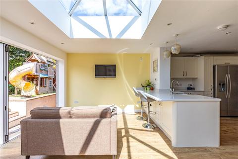 262a Badminton Road, Coalpit Heath, Bristol, BS36 2QW