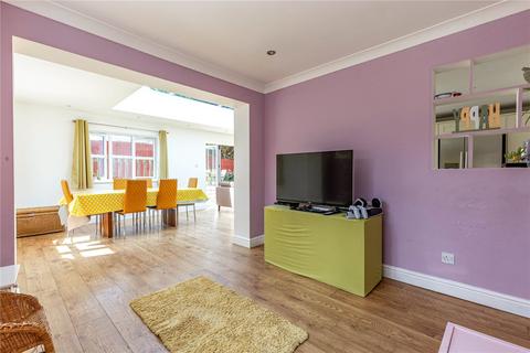 262a Badminton Road, Coalpit Heath, Bristol, BS36 2QW