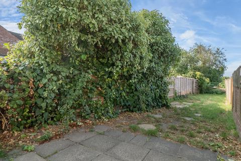 2 bedroom end of terrace house for sale, Grantham Road, Eastleigh, Hampshire, SO50