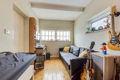 5 bedroom semi-detached house for sale, Faraday Avenue, Sidcup, DA14
