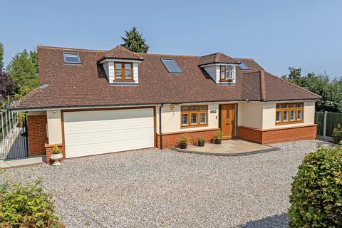 4 bedroom detached house for sale, Ship Road, West Hanningfield, CM2
