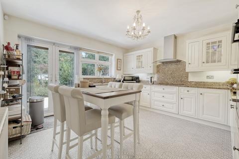 4 bedroom detached house for sale, Ship Road, West Hanningfield, CM2