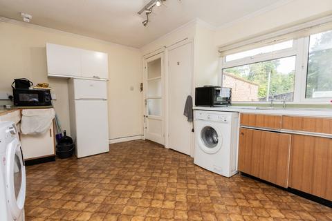 undefined, No Onward Chain in Sissinghurst