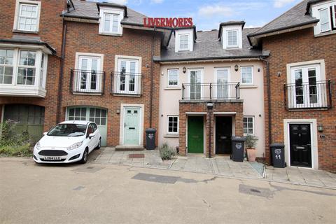 undefined, Hyndford Crescent, Greenhithe