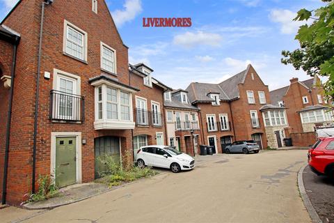 undefined, Hyndford Crescent, Greenhithe