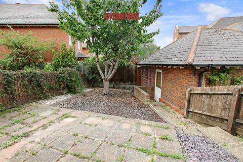 undefined, Hyndford Crescent, Greenhithe