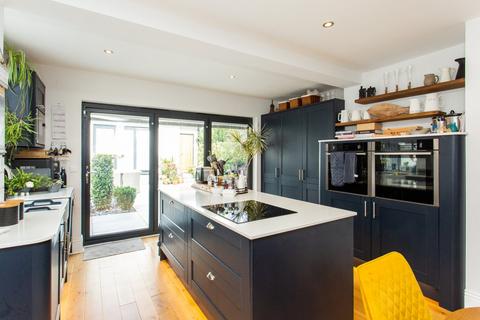 4 bedroom end of terrace house for sale, Thanet Road, Ramsgate, CT11
