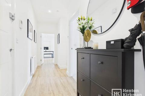 2 bedroom apartment for sale, Kings Road, Brentwood