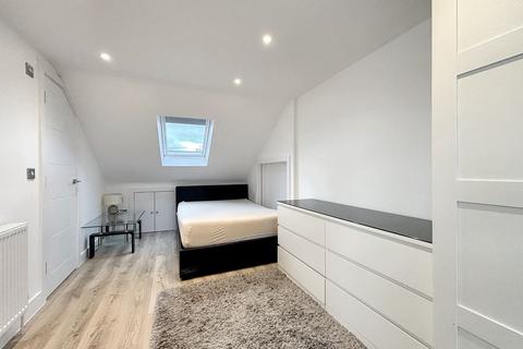 48 Wall End Road, London, E6 2NR