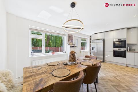 4 bedroom semi-detached house for sale, Richmond Close, Cambridgeshire PE29