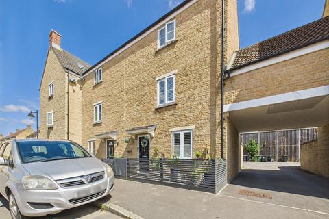 undefined, Linnet Road, Calne SN11