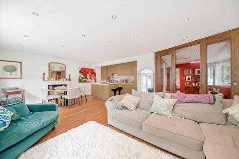 3 bedroom flat to rent, Buckland Crescent, Belsize Park, London, NW3