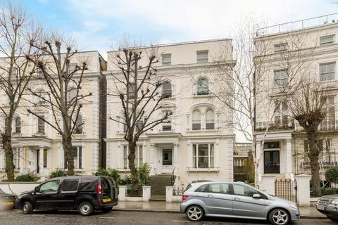 Pembridge Crescent, Notting Hill Gate, London, W11