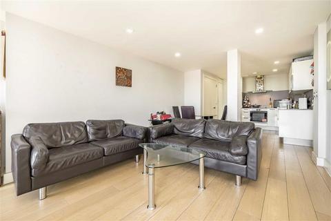 2 bedroom flat for sale, Creek Road, London SE8
