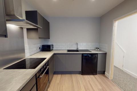 5 bedroom house to rent, Gloucester Road, Bristol BS7
