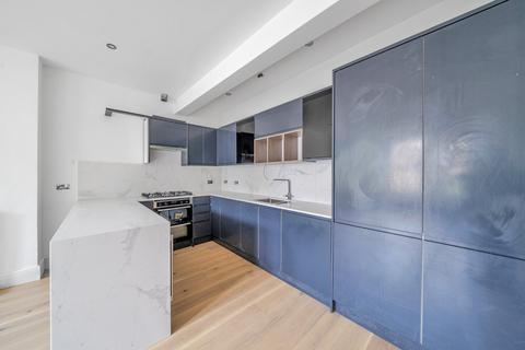 3 bedroom flat for sale, Crouch Hall Road, Crouch End, London, N8
