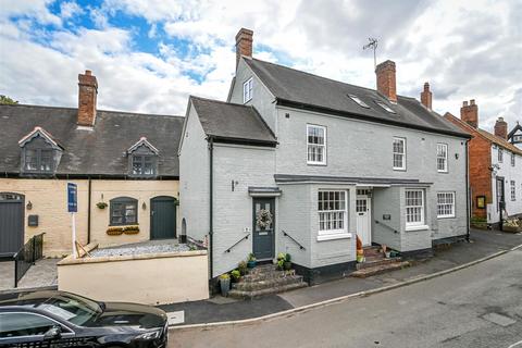 Iris Cottage, 5 Bull Ring, Claverley, Wolverhampton, WV5 7DT