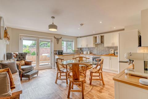 Iris Cottage, 5 Bull Ring, Claverley, Wolverhampton, WV5 7DT