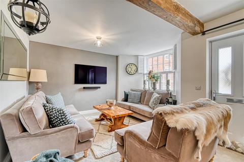 Iris Cottage, 5 Bull Ring, Claverley, Wolverhampton, WV5 7DT