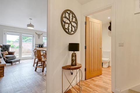 Iris Cottage, 5 Bull Ring, Claverley, Wolverhampton, WV5 7DT