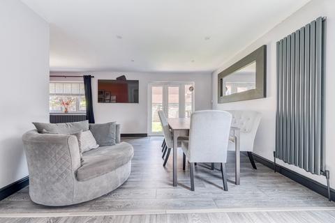 29 Canons Close, Thetford, IP24 3PW