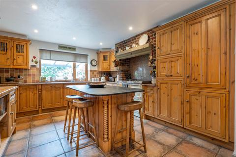 undefined, Lea Lane, Preston PR4