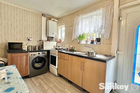 undefined, Leeming Lane South, Mansfield Woodhouse, NG19